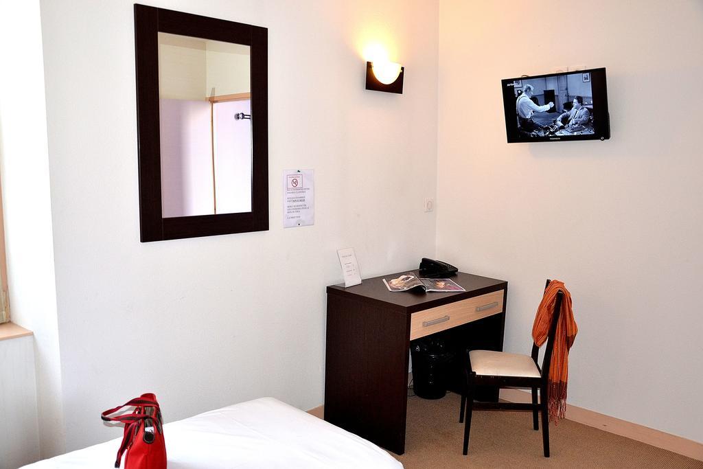 Hotel Les Benedictins Лимож Стая снимка